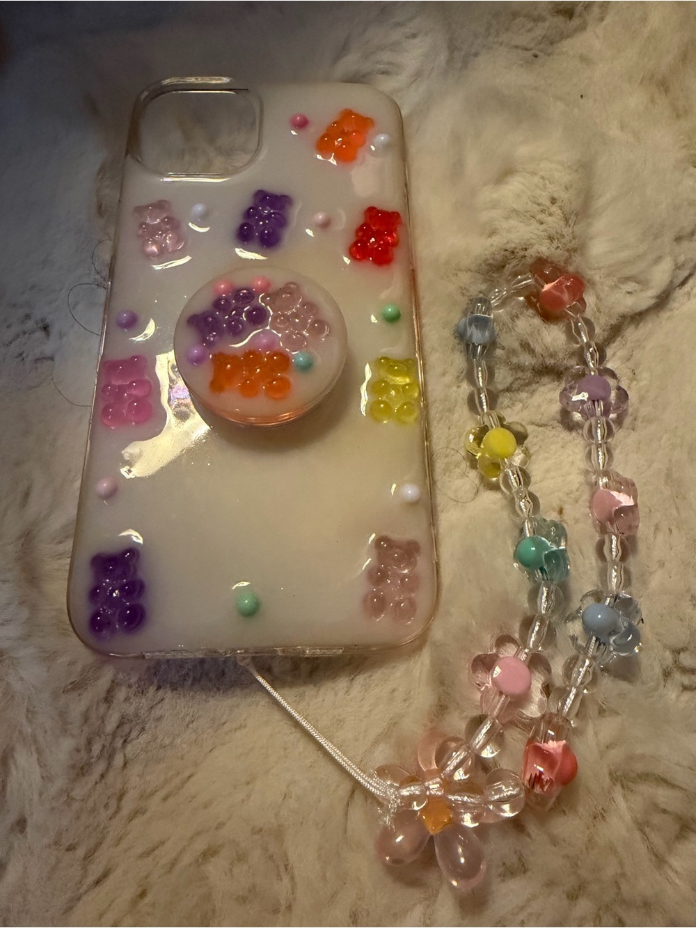 iPhone 15 Plus gummy bear design cases (2)